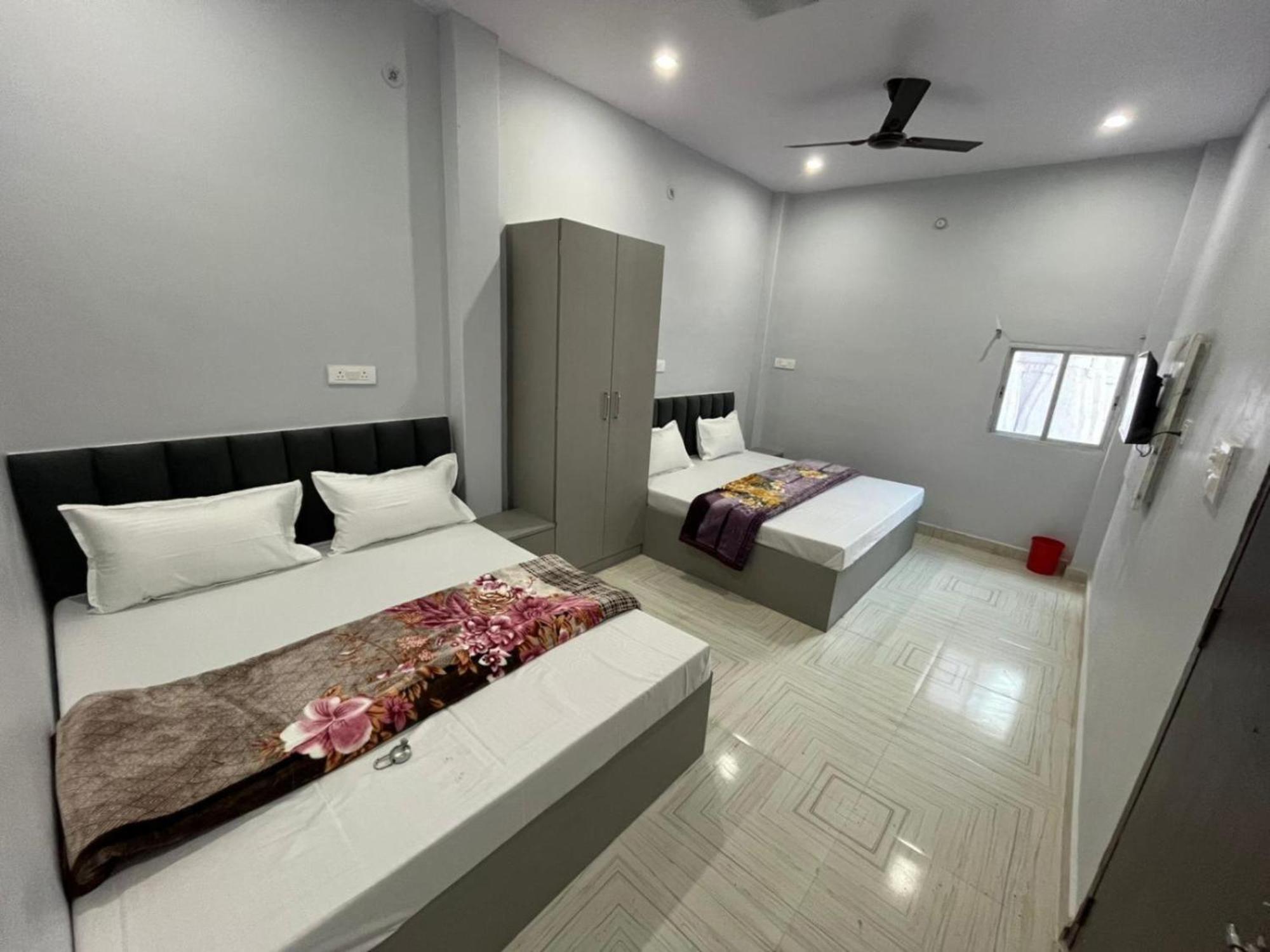 Shivaa Aashram Near Kashi Temple With Free Internet Service 2* Varanasi